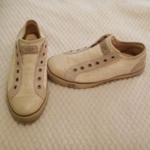 UGG Sneakers